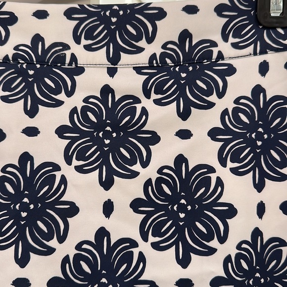 Vineyard Vines Women’s Golf Skort ⛳️ size 2 navy white - Picture 2 of 4